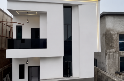 Finished Contemporary 4 Bedroom Duplex