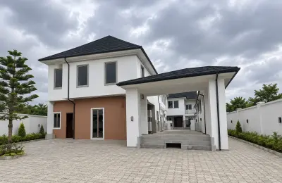 Luxury Serviced Apartment